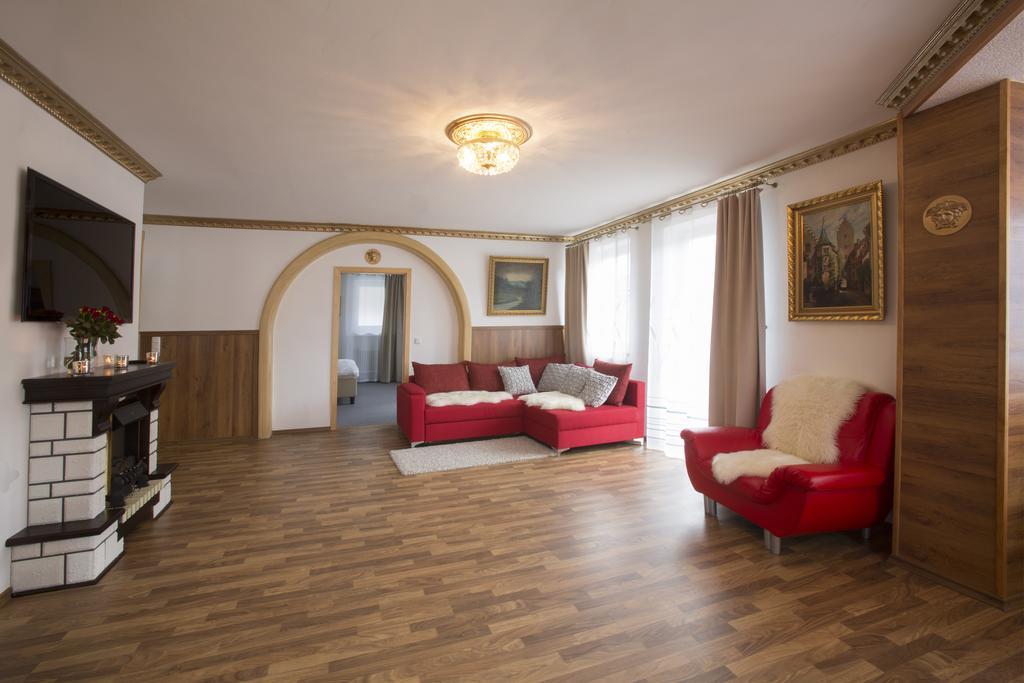 Golden Gapa Central Family Apartment 8 Гарміш-Партенкірхен Екстер'єр фото